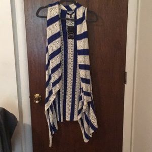 Blue and cream duster